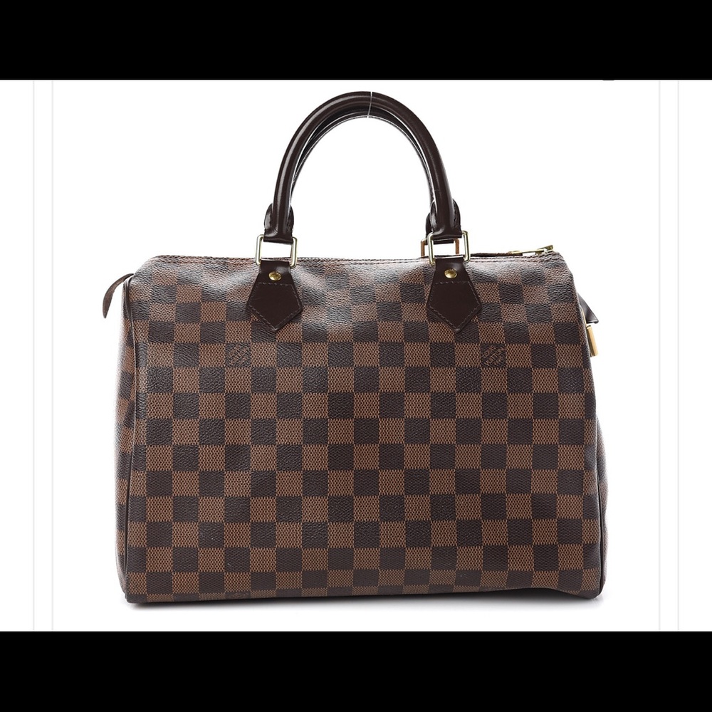 LOOKING FOR GOOD CONDITION LV BAGS